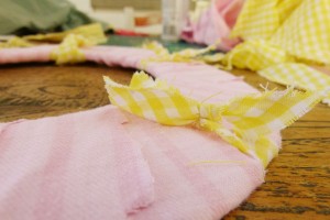 DIY Summer Wreath Tie Bows
