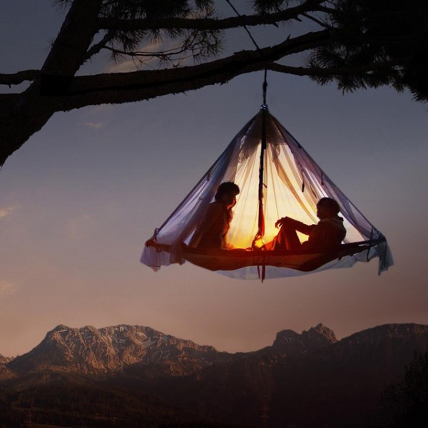 treehangingtent2