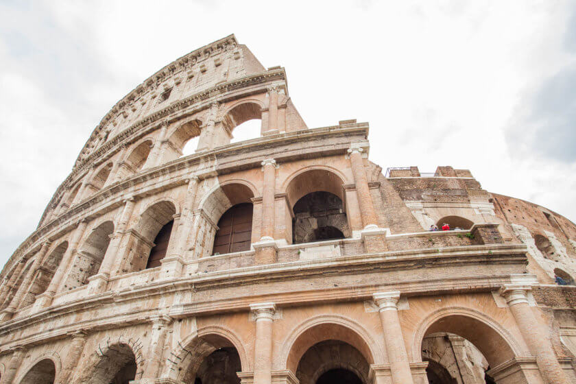 Rome might be a touristy city, but with these 20 travel tips your Rome adventure will be a huge success!
