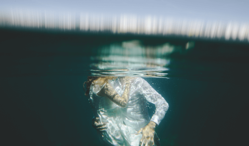underwater love