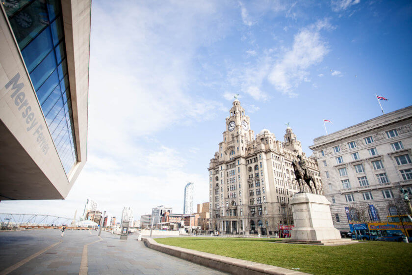 When you visit England, don't just stop in London. Exciting cities and jaw-dropping landscapes are waiting too - here is how to spend one week in North-West England.