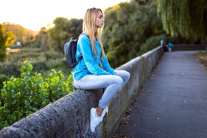 Simple Ways to Look Stylish and Fabulous While Backpacking