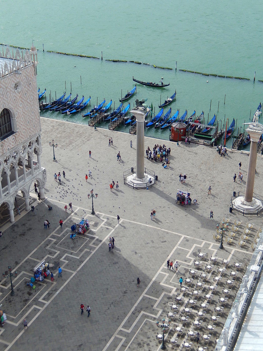 The best tips to beat the crowds and have the beauty of Italy all to yourself!