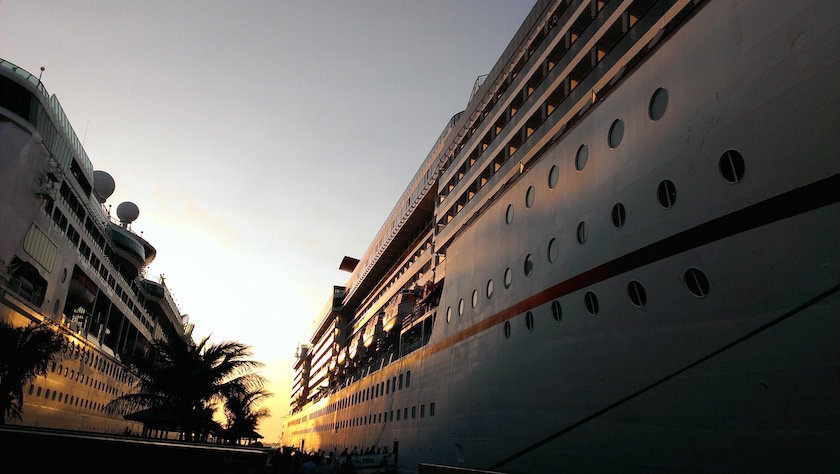 Do you want to have a career in a job that lets you travel the world? Then a a job on a cruise ship might be for you. But what is working on a cruise ship like?