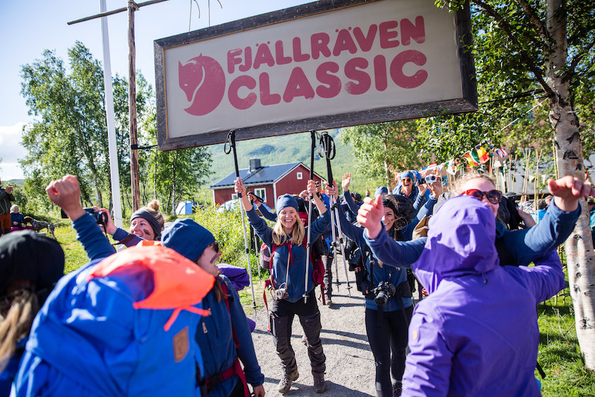 What happens when 16 women hike together through the Swedish wilderness? They become "Women on the Trail" and challenge what we considers as an "adventurer"!
