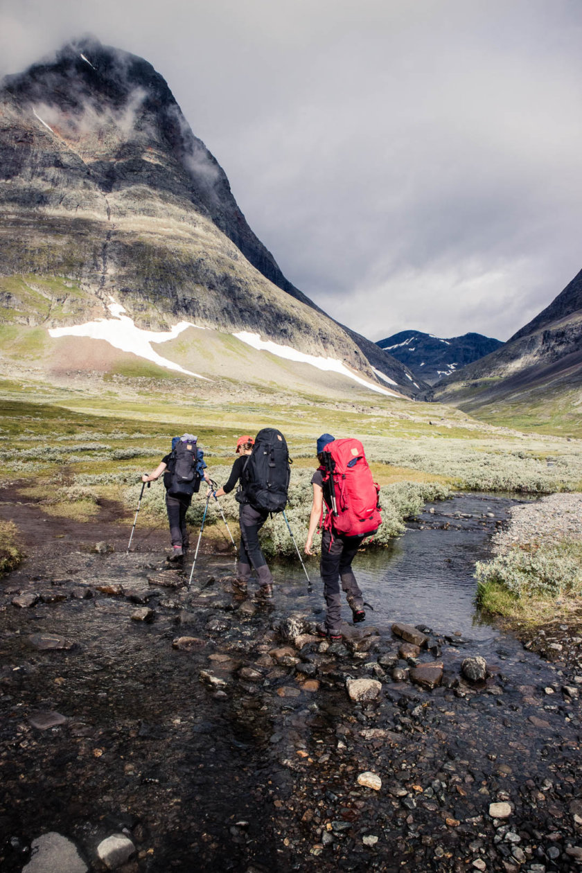 What happens when 16 women hike together through the Swedish wilderness? They become "Women on the Trail" and challenge what we considers as an "adventurer"!