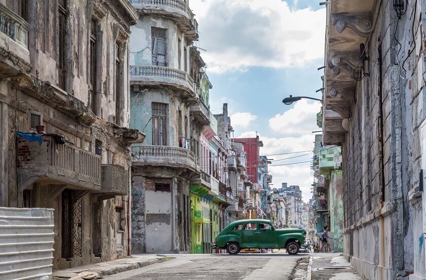 Can you imagine what it's like to live in Cuba as a foreigner? Guest blogger Becci moved to Havana to study Spanish - here is her story.