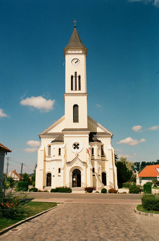 A church on the Hungarian side of Lake Neusiedl.