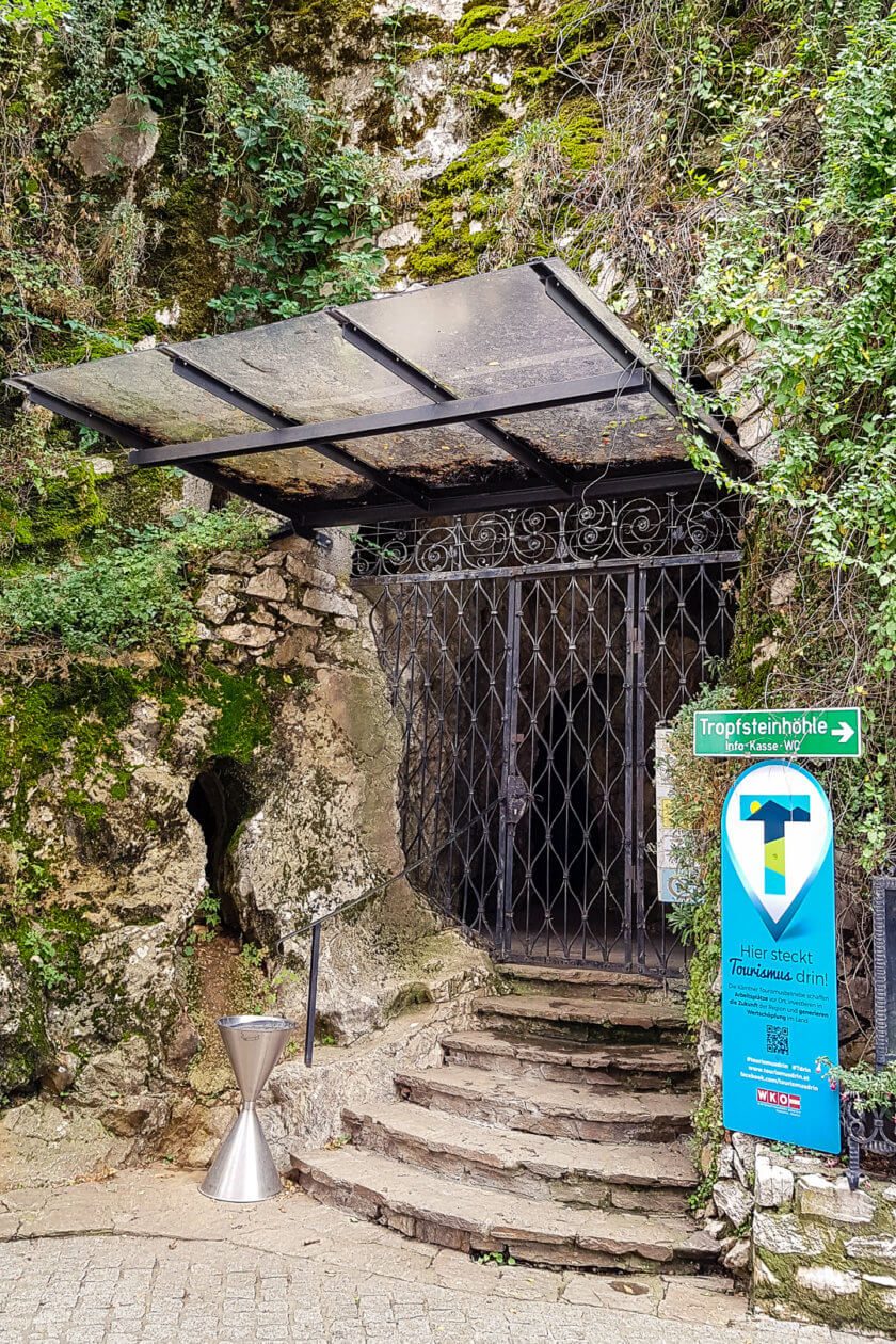 The entrance to the cave in Griffen.