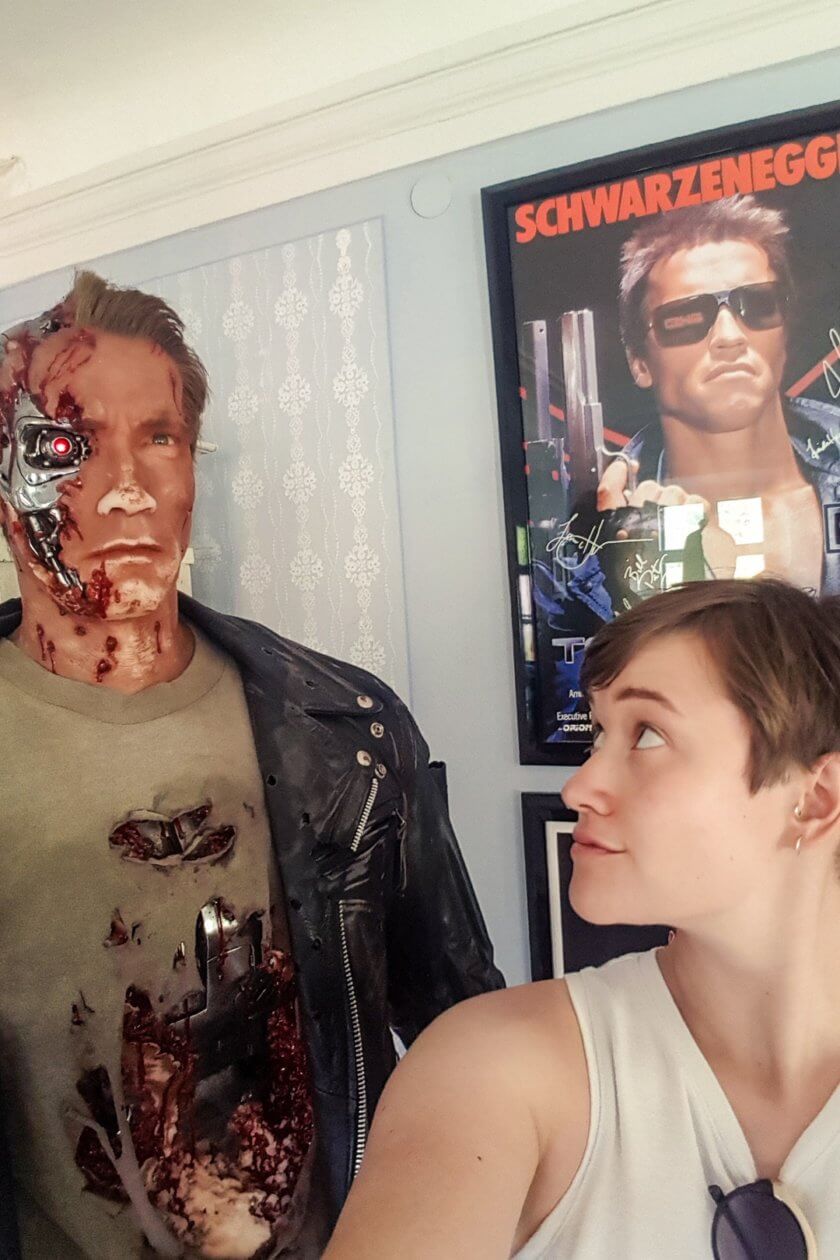 A selfie with the live-size Terminator replica of Arnold Schwarzenegger