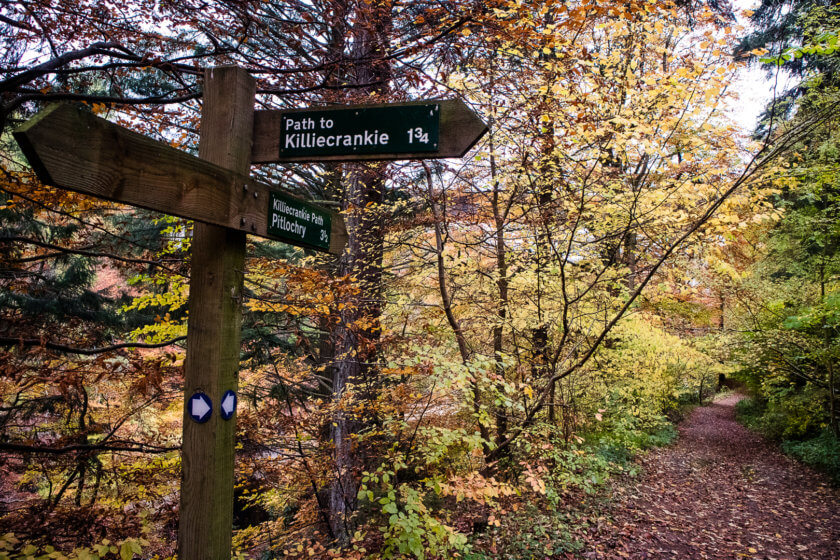 Sign for the Pitlochry to Killiecrankie woodlands path.