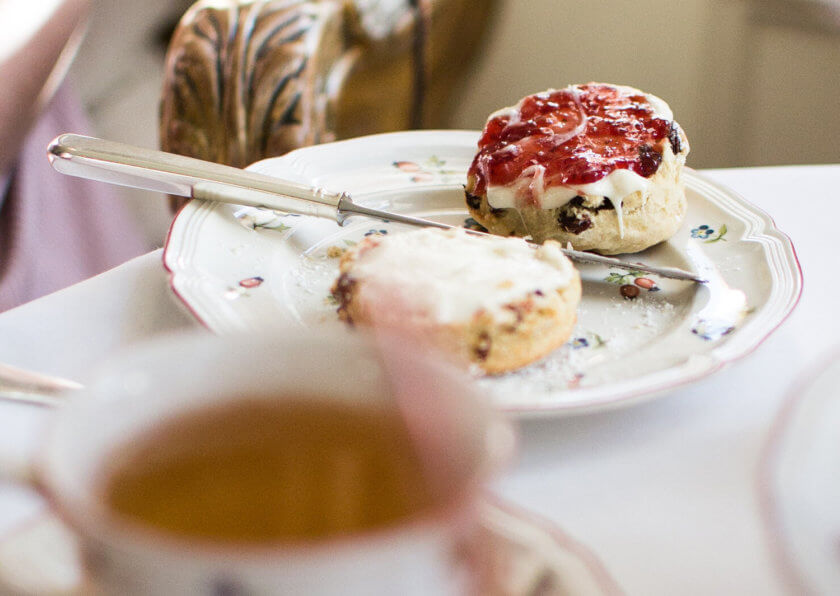 8 Exceedingly British Treats to Try in London