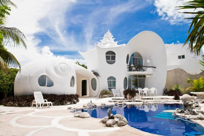 10 Airbnb’s Around The World We’re Lusting After