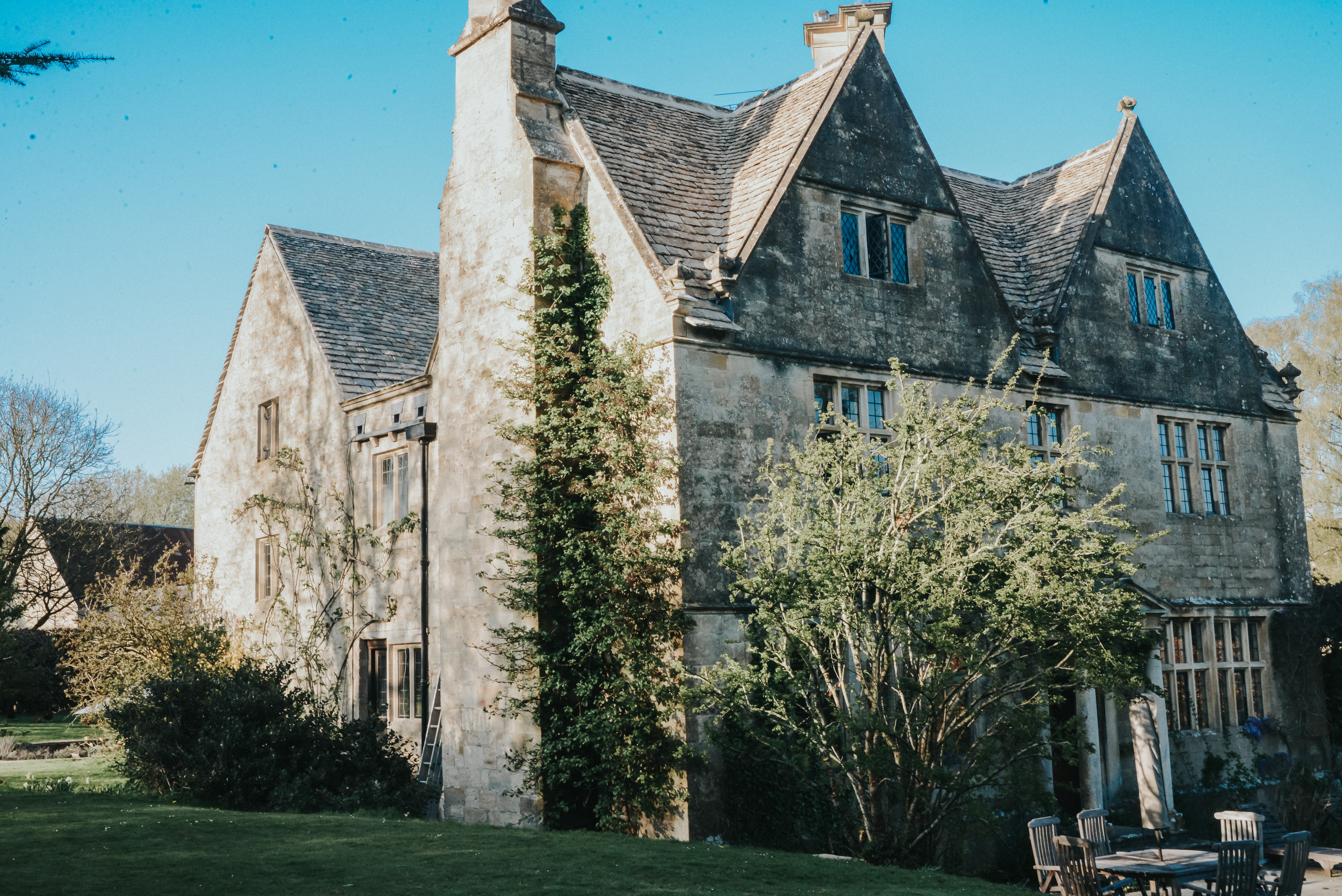 City Girls vs. Nature: a dose of olde English charm in the Cotswolds