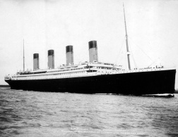 Titanic Memorial Cruise - movie or disaster commemoration?
