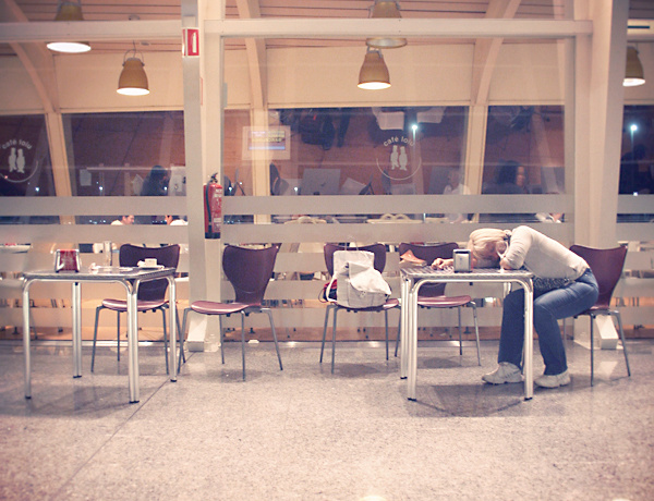 20 things to do at the airport when your flight is delayed