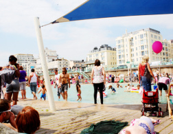 Paddle around the pier - Brighton's biggest party