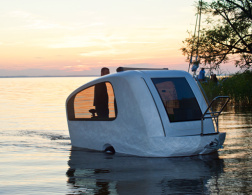 Camping on Water - the Sealander