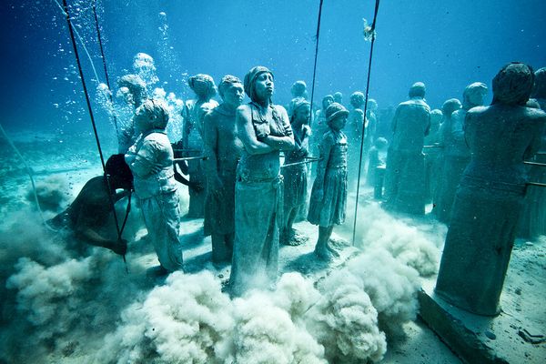 Arielâ€™s Revenge - Cancun's Underwater Movie Set
