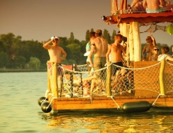 Floating down the river with Berlin's finest bloggers