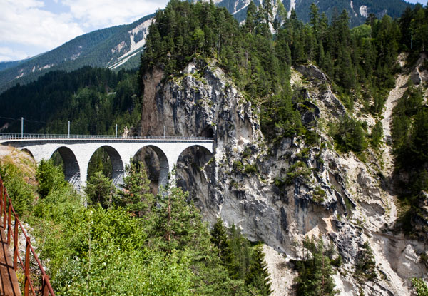 engadin valley bridge viaduct