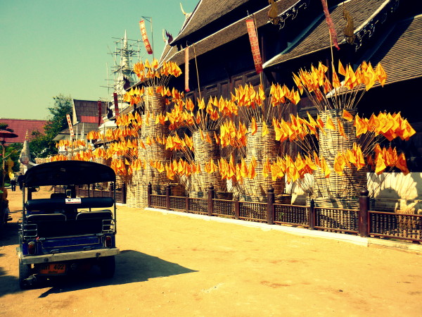 thailand chiang mai temples sophie saint