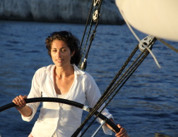Travelette of the Month: Nathalie Ille - Captain Awesome