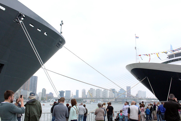 Crowds admiring two biggest boats at World Port Days in Rotterdam 2014