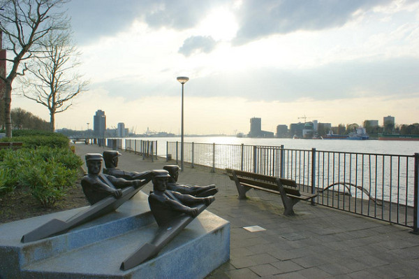 De Roiers Sculpture in Rotterdam