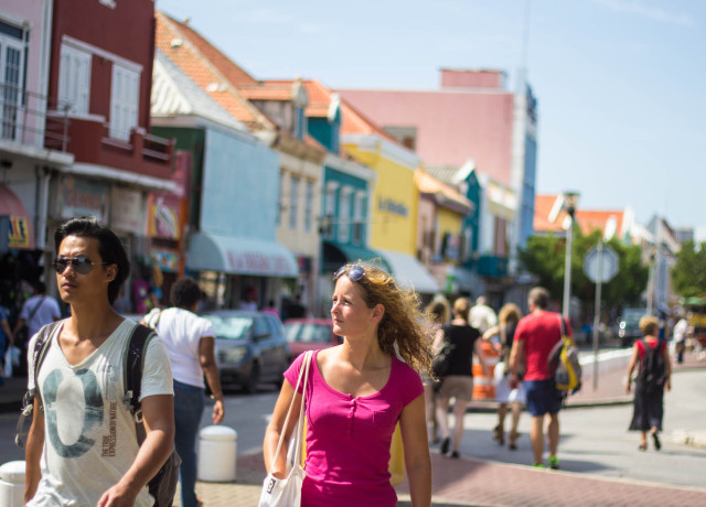 The Travelettes Guide to Willemstad, Curacao