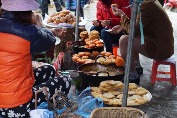 The Sunday market in Bac Ha, Vietnam - Liv Clarke 10