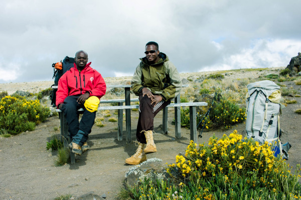 how it feels to climb mount kilimanjaro, kilimandscharo, roof of africa, tanzania kathi kamleitner travelettes-19