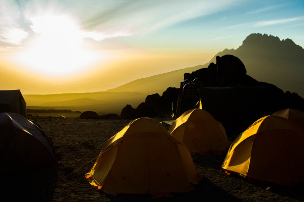 how it feels to climb mount kilimanjaro, kilimandscharo, roof of africa, tanzania kathi kamleitner travelettes-24