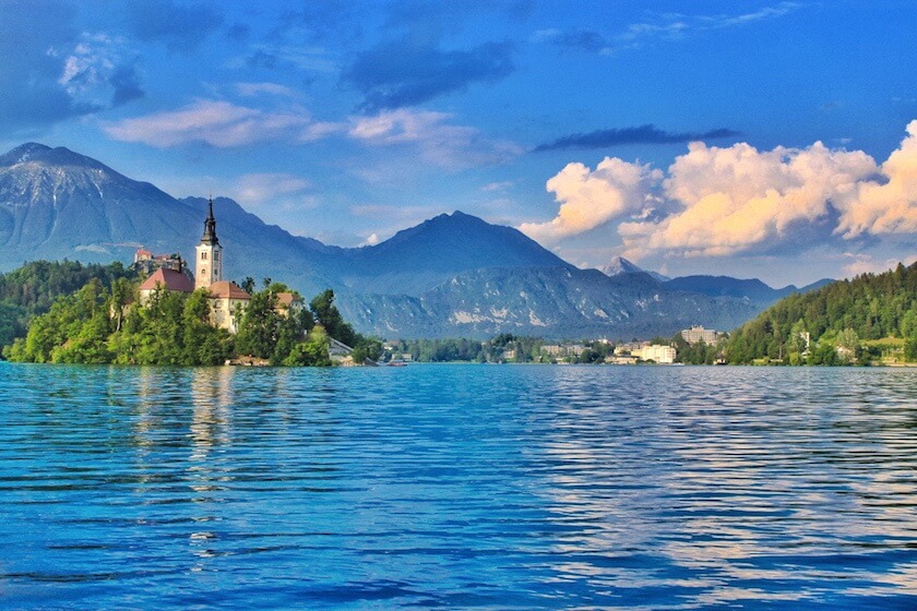 Why I am Not Afraid to Travel Alone (Anymore...) - Miriam Risager, Travelettes - Lake Bled, Slovenia