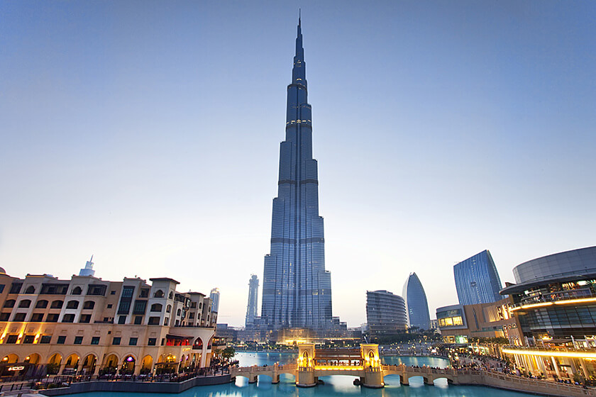 7 Things to do in Dubai on a Layover - burj khalifa