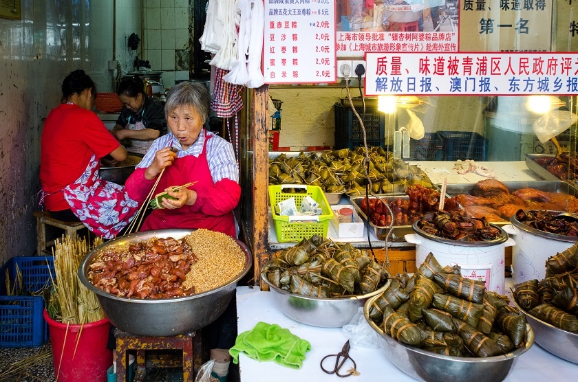 48 Hours in Shanghai - Street Food in Zhujiajiao