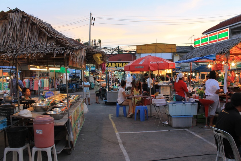 travelettes-top-10-thailand-night-market
