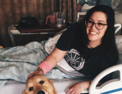 Travelette of the Month: Amanda Rae - Travel with Lupus & Chron's Disease