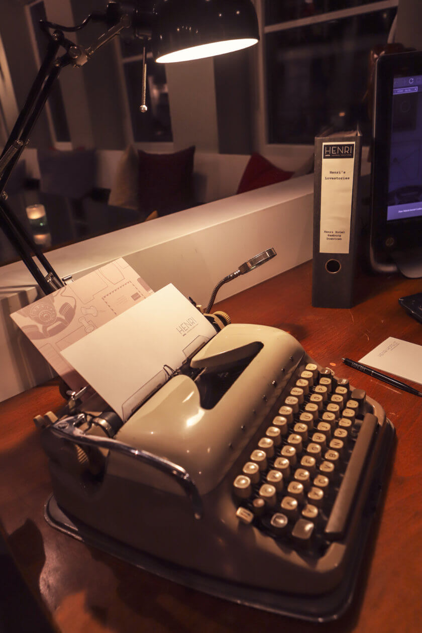 Are You Obsessed with Mad Men? You Have to See This Hotel