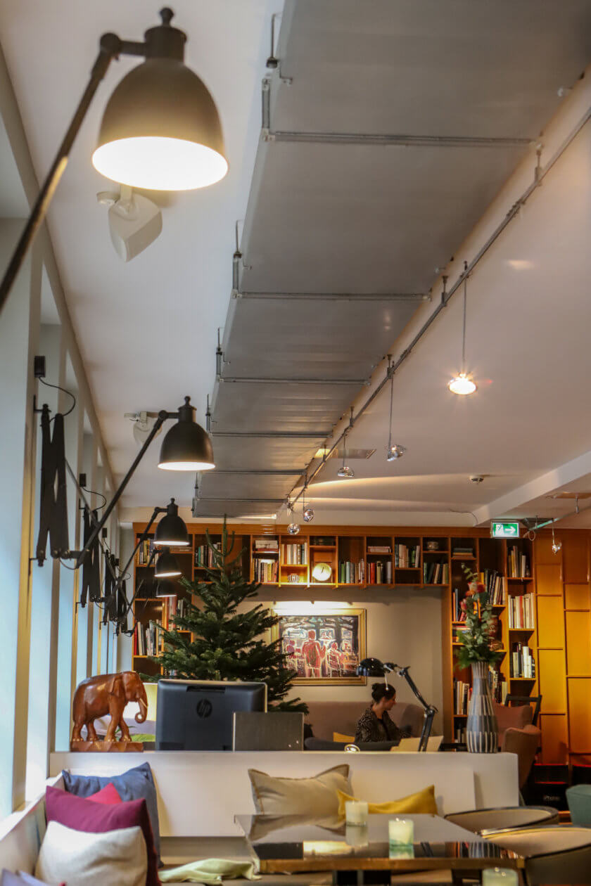 Are You Obsessed with Mad Men? You Have to See This Hotel