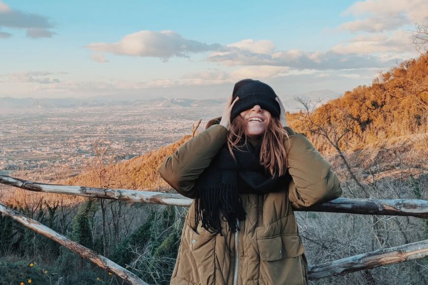 On loving and leaving Travelettes